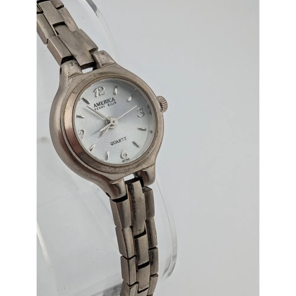 Vtg America Perry Ellis Watch Women 19mm‎ Silver Case 6